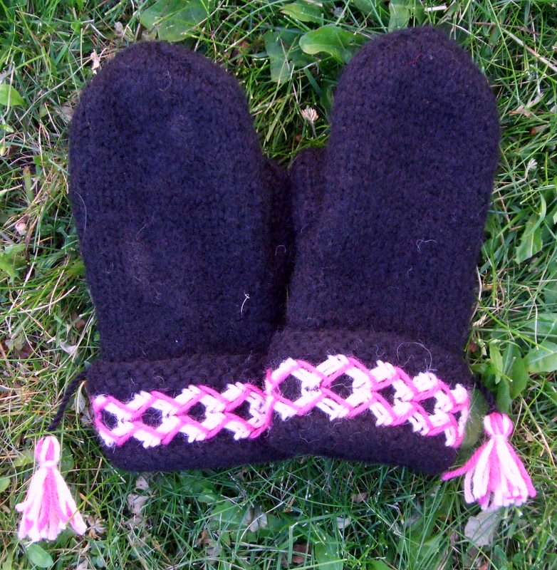 Lovikkavotter Med Perler Bilde