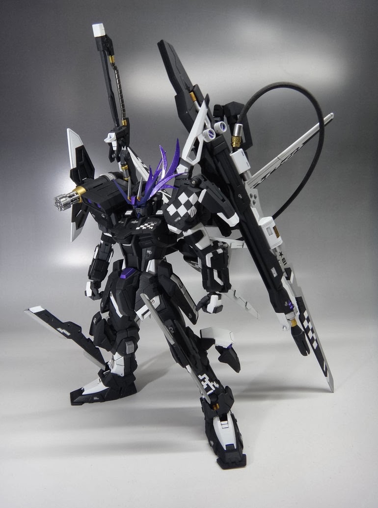 GUNDAM GUY 1/100 Insane Black Rock Strike Gundam Custom Build