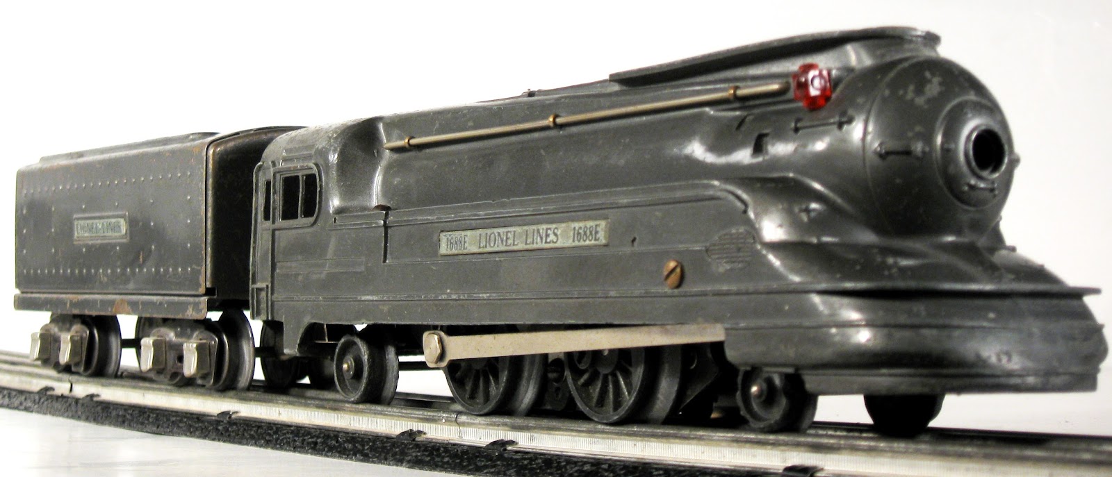 Toys and Stuff: Train Time - Lionel #1688E Pennsylvania Torpedo Steam