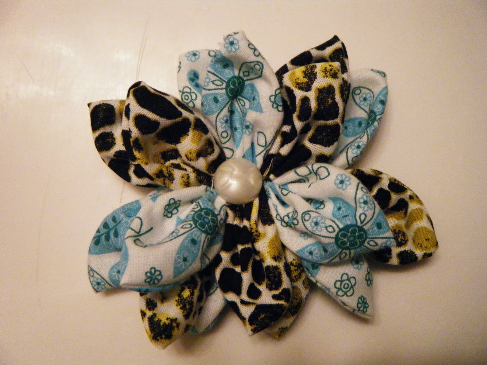Damita's Pretty Wrap Beautiful Flower Pins *Tutorial (DIY)