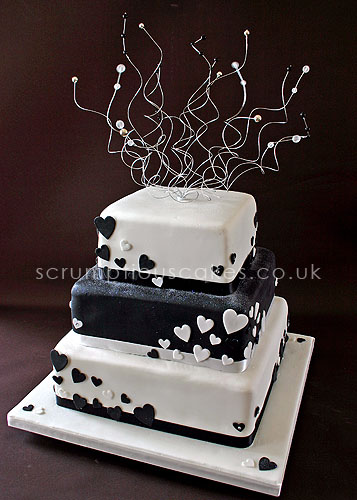 Wedding Cakes Pictures Black And White black wedding cupcakes