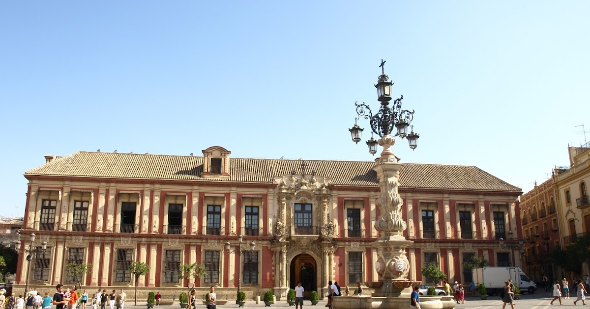 Sevilla Daily Photo El Palacio Arzobispal.