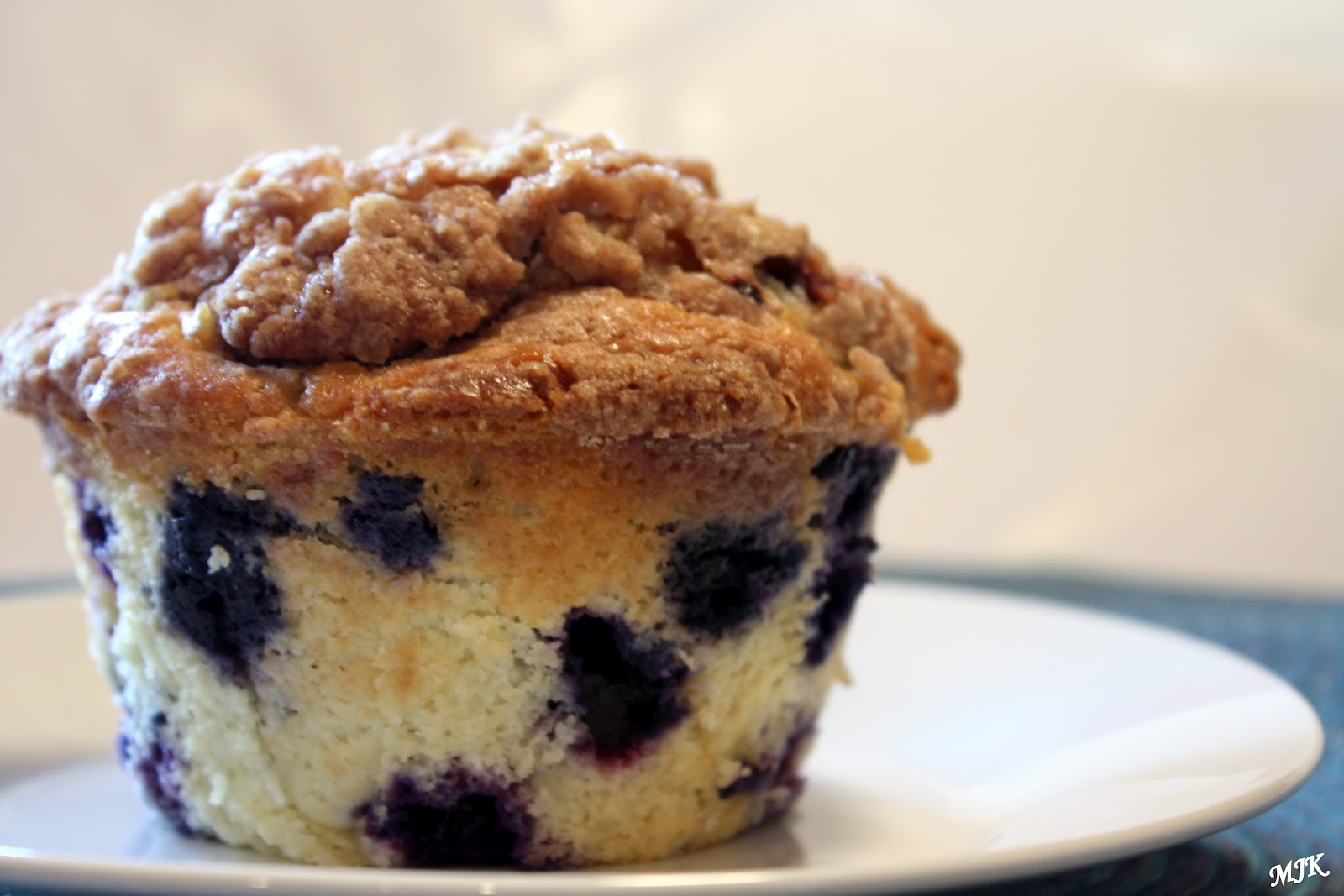 Melissa's Cuisine Giant Streusel Topped Blueberry Muffins
