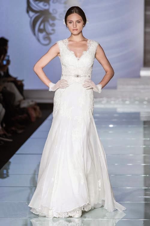 2015 wedding dresses collection by Lusan Mandongus