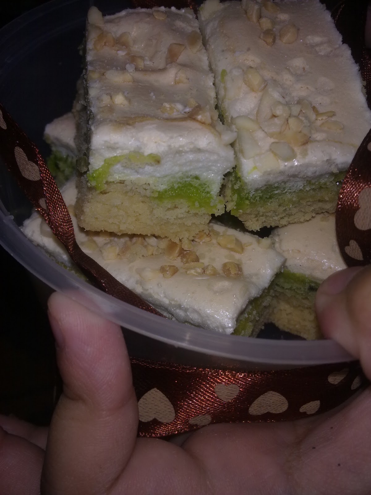 Perjalanan Frambozen Kenari Oh Cerewetnya