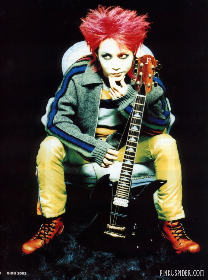 All about j-music: PROFIL HIDE (Gitaris X Japan yg bunuh diri)