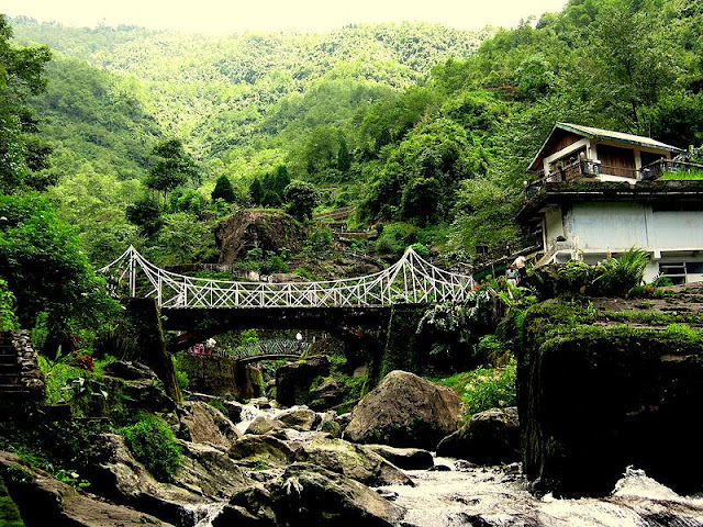 இந்தியாவின் அழகிய சில இடங்கள்  Darjeeling%252C+India+-+Beautiful+Photos+%252817%2529
