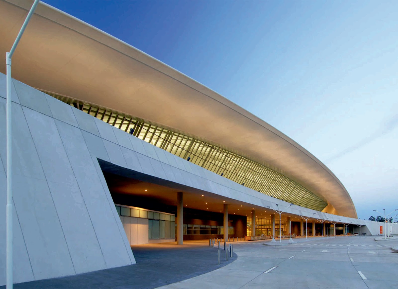 CARRASCO INTERNATIONAL AIRPORT BY RAFAEL VIÑOLY A As Architecture