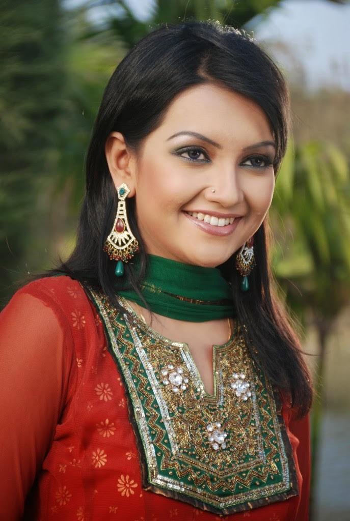 Bangladeshi model Sarika picture - BD HOT PHOTO