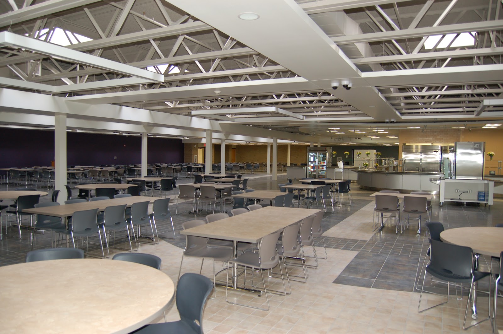 P.J. Hoerr, Inc. Bloomington High School Cafeteria Renovation
