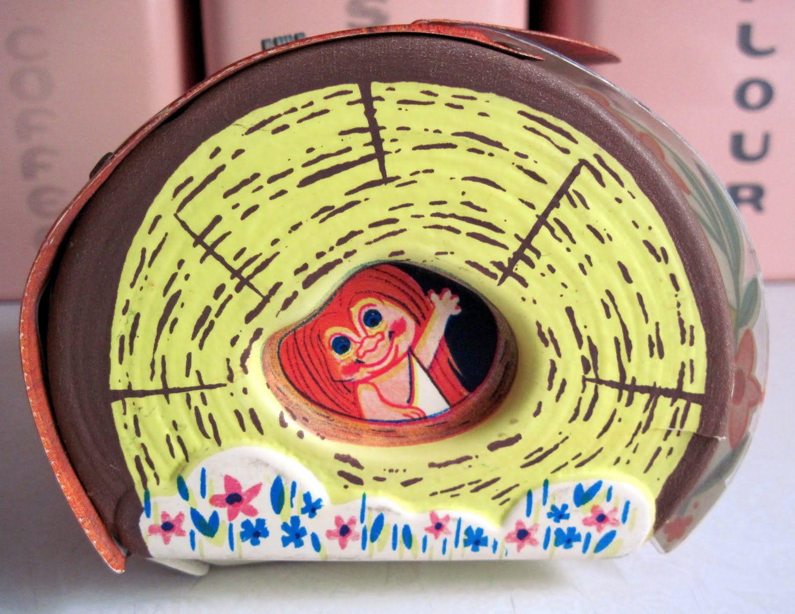 Troll Peek