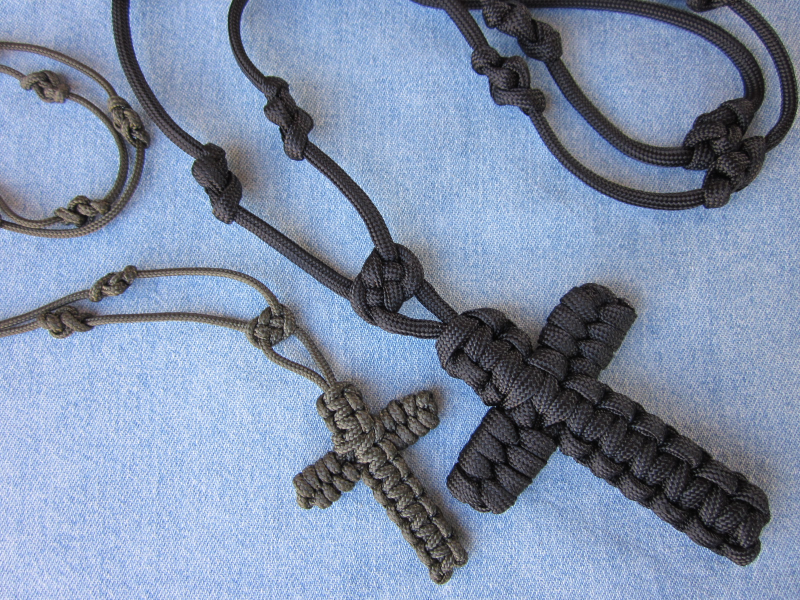 wearartbyjulie Micro Paracord Rosary with Beads and 550 Paracord Rosaries