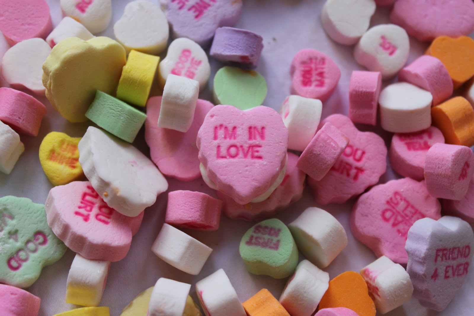 School Time Adventures: Candy heart drop: beat, beat, beat
