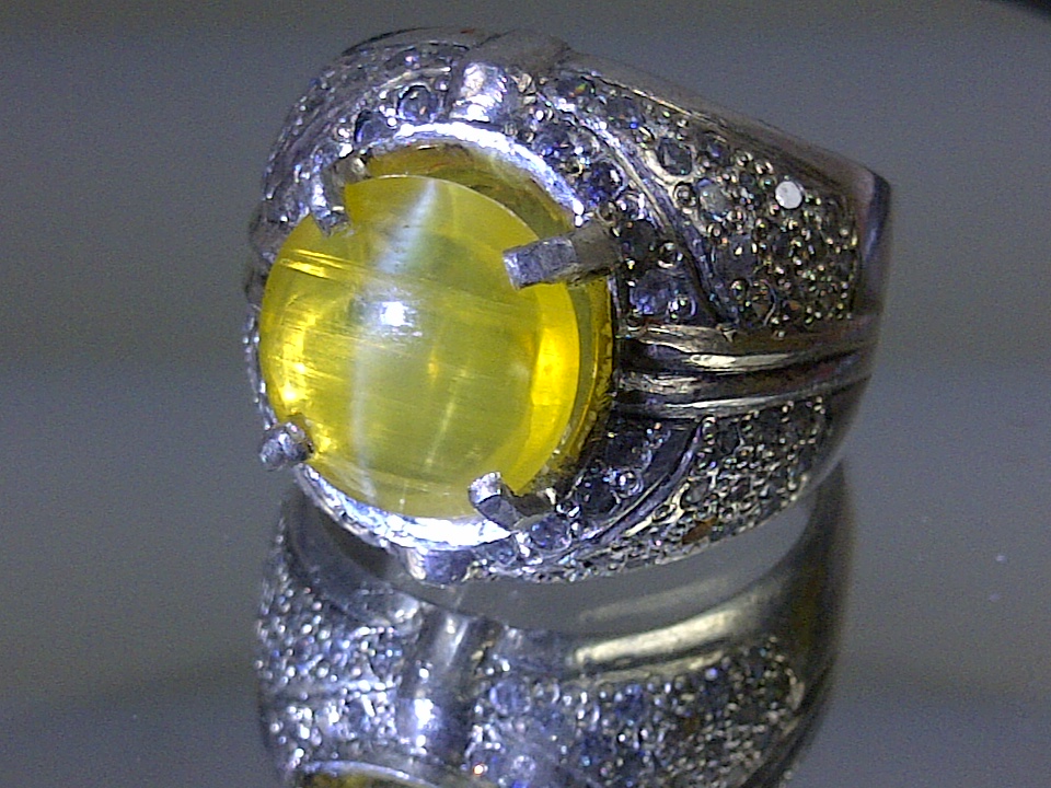 Opal Cat Eye