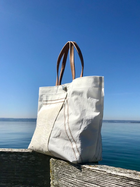 LIZ, die elegante, kleine Segeltuchtasche