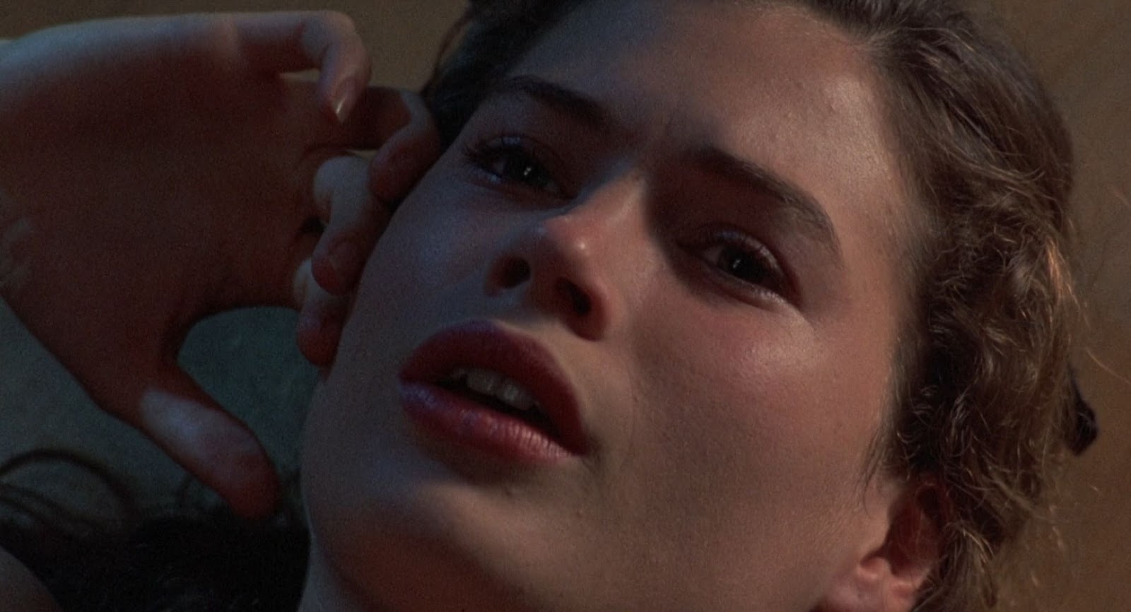 Хорошее начало для крутого секса с малышкой