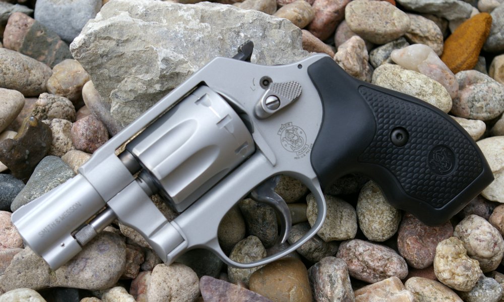Smith and Wesson Reviews.