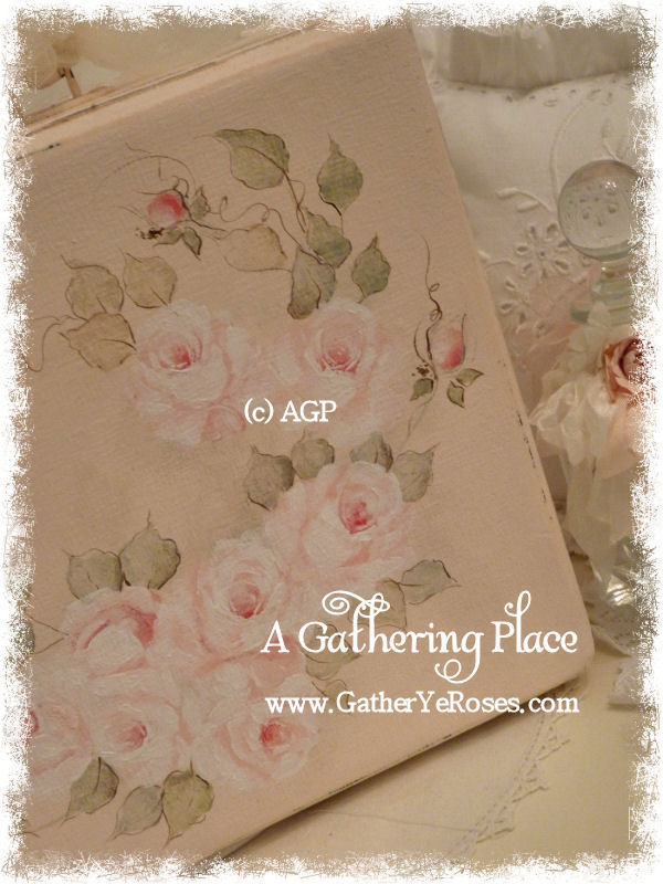 A SWEET VINTAGE MAKEOVER HAND PAINTED PINK ROSE TRAIN CASE