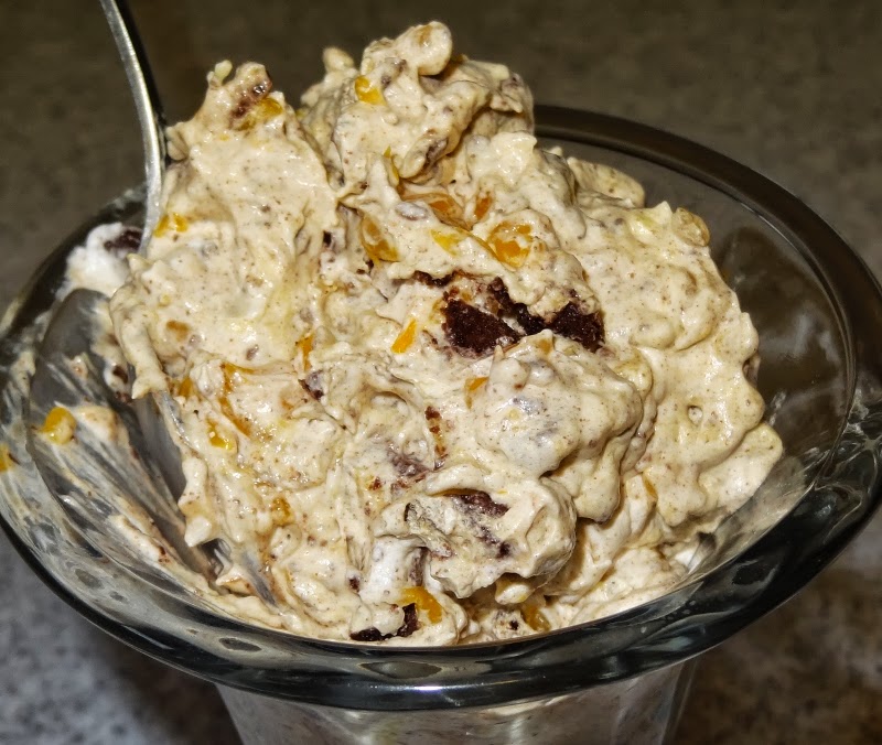 What's cookin', Mom? Cookie Salad