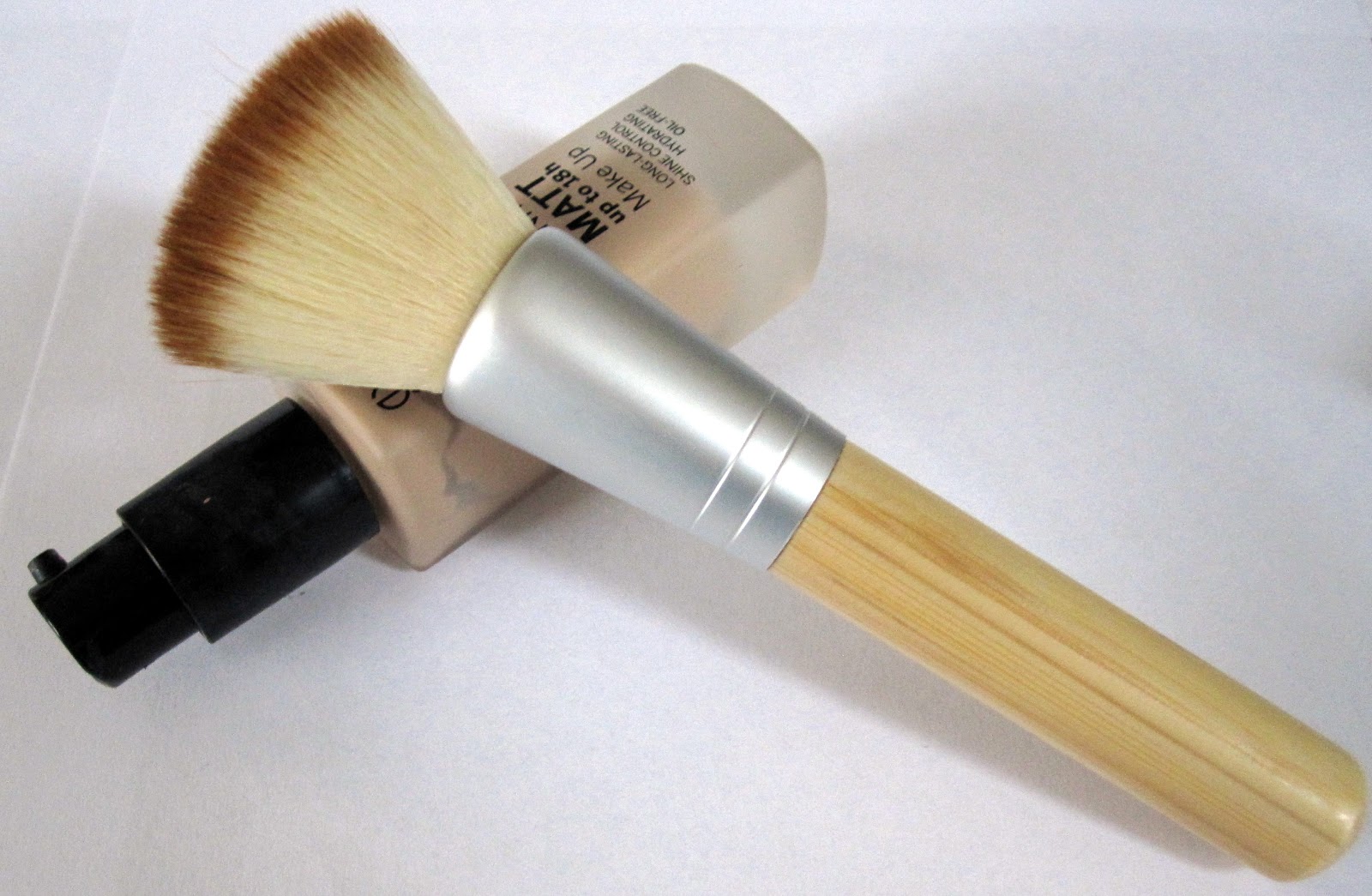 Kerstins und Anjas Beautydschungel ) Der Buffer Brush