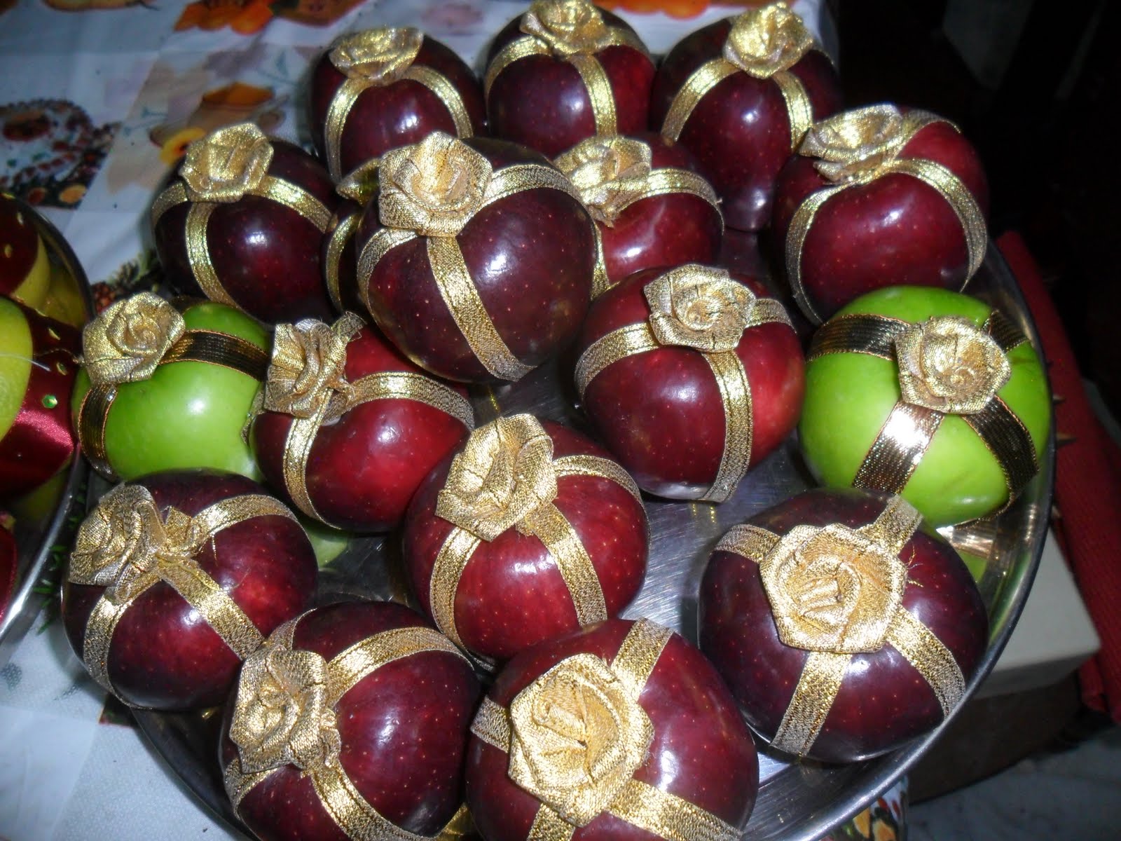 Engagement Plate Decorations