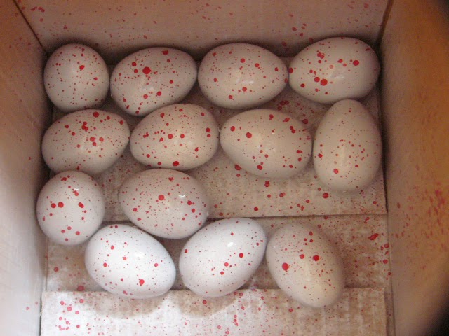 Salt Lick Shop: DIY: Vintage Hymnal Easter Eggs