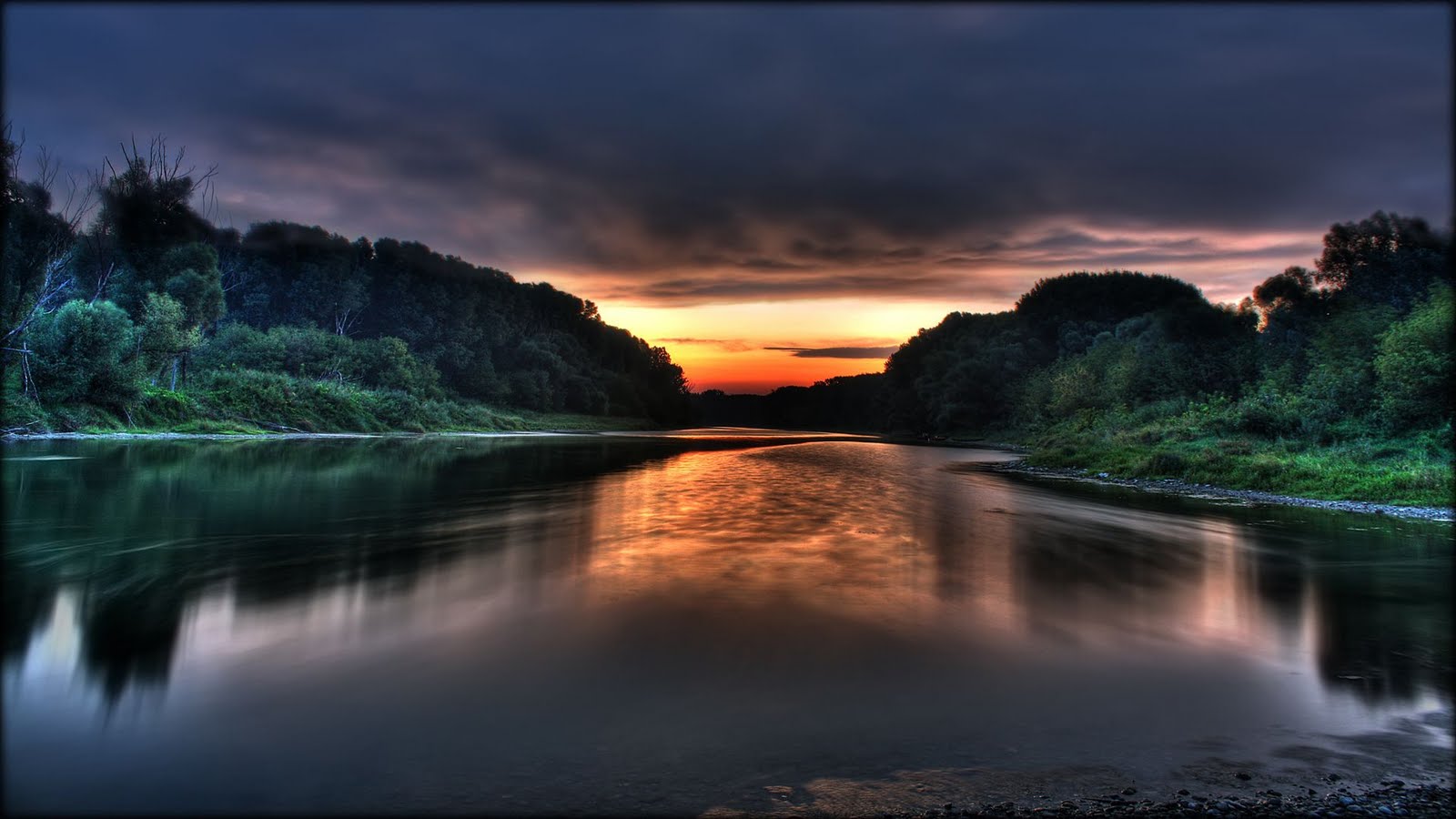 http://1.bp.blogspot.com/-IXpJJHO5YWs/TlsJrb08sqI/AAAAAAAAAAQ/EVxf6ZKl36Q/s1600/HDTV-Donau_sunrise_1920x1080_HDTV_1080p.jpg