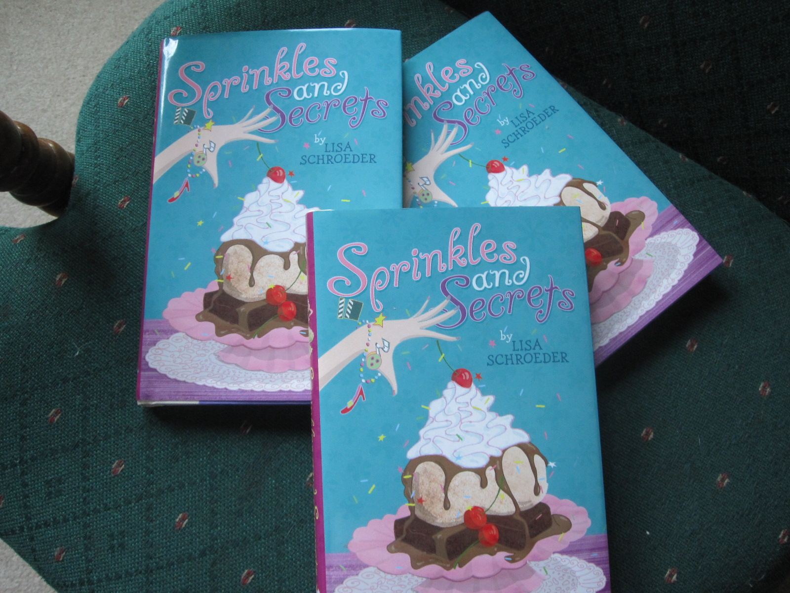 The web site of Lisa Schroeder Another book is born