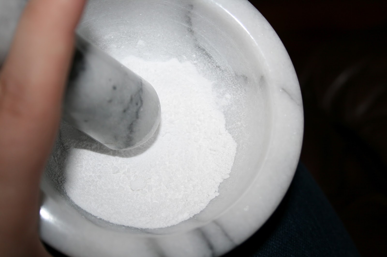 Ashley DIY DIY Aftershave Treatment for Razor Bumps