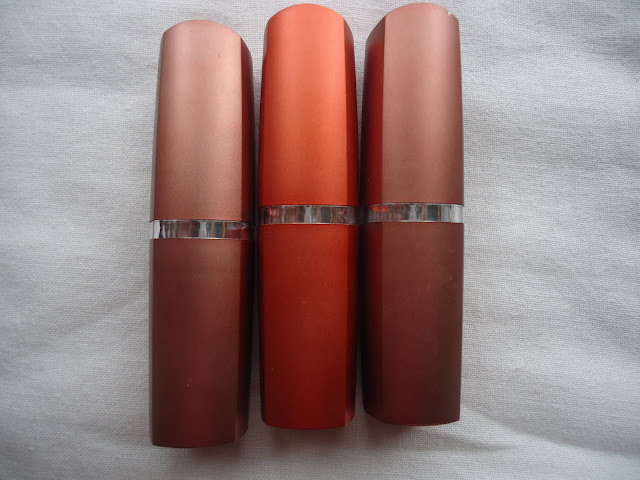 Maybelline Moisture Extreme Lipsticks Review, Swatches