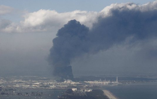 fukushima-explosion.jpg