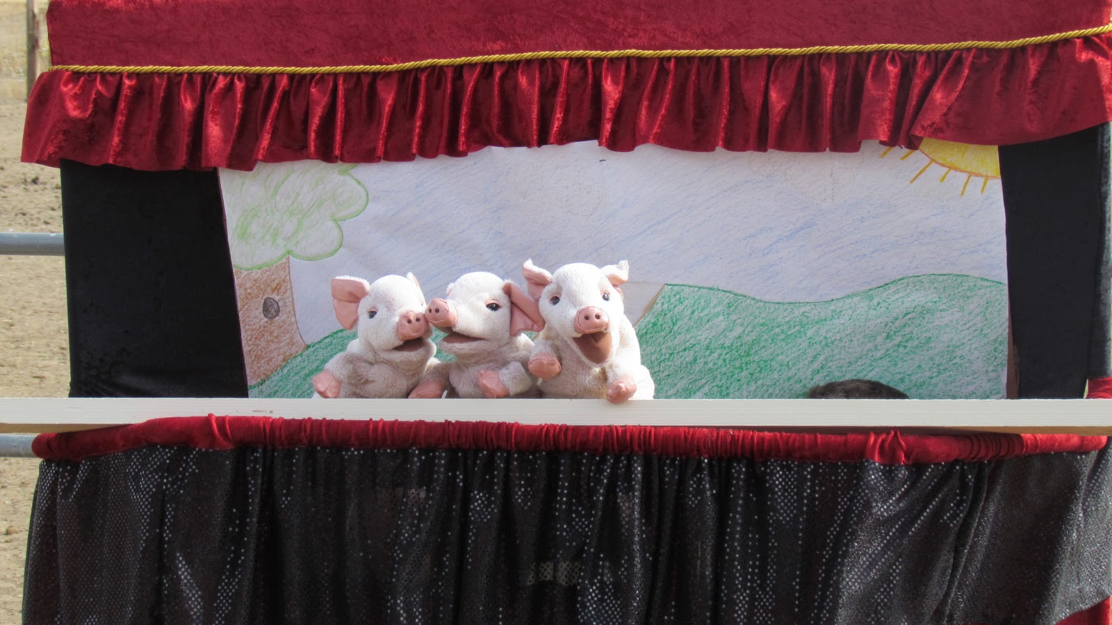 Free Puppet Shows! Andelin Family Farm