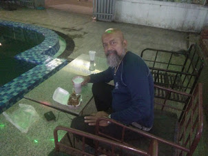 My last poolside "Tiger Vodka" drink at "Nana Backpackers hostel"