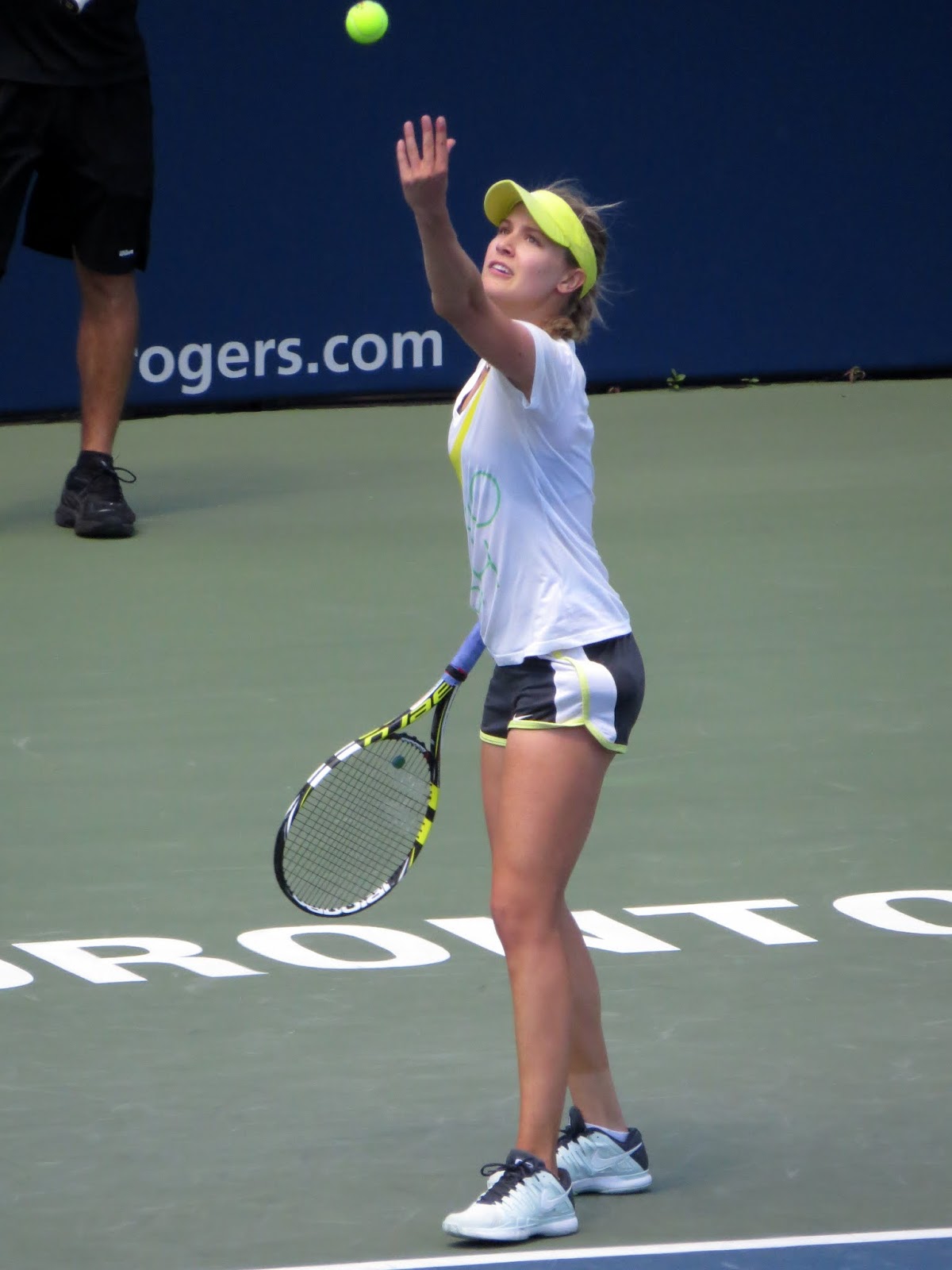 Toronto Trends: Rogers Cup Toronto 2013: Sunday's Practices (Bouchard