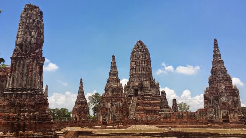 ruinas ayutthaya, Wat Chaiwatthanaram, templos tailandia,