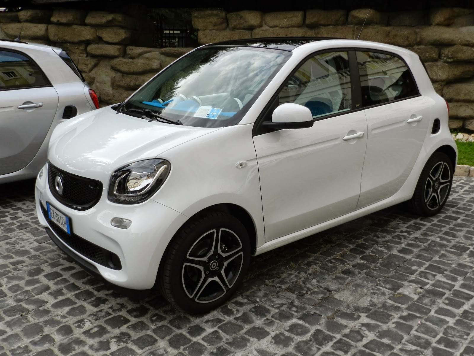Prova su strada Smart fortwo e Smart forfour Don't Call Me Fashion