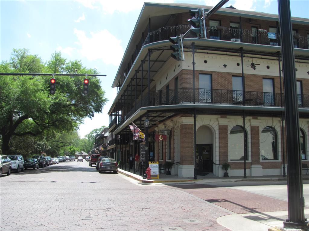 Skid and Sandy On The Road Coushatta Louisiana Natchitoches and the