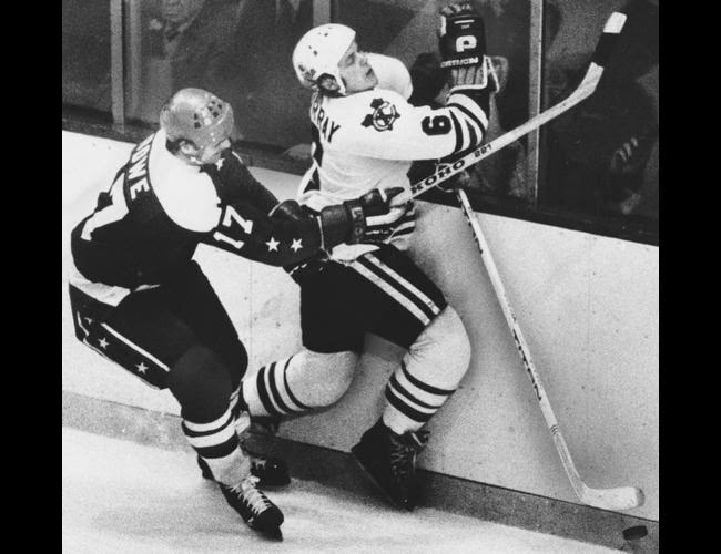  Vs. Chicago: Tom Rowe bears down on Bob Murray... (1/7/79) 
