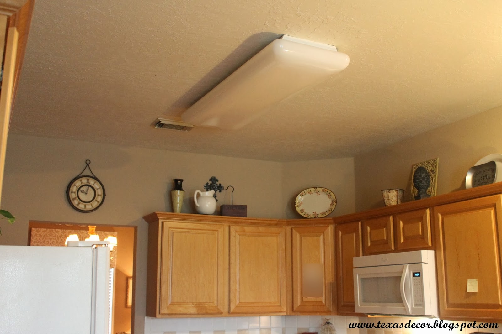 idea to replace kitchen fluorescent lighting
