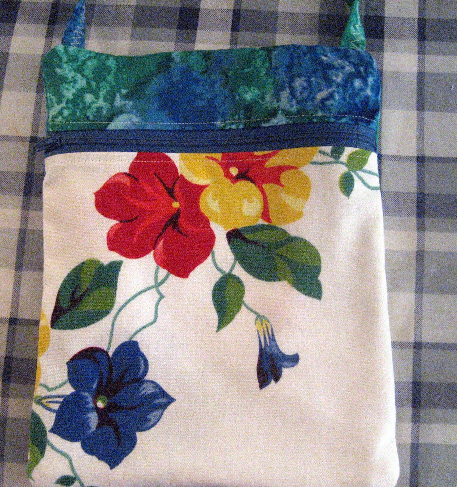 MyBecca's Vintage Tables Repurposing Tablecloths