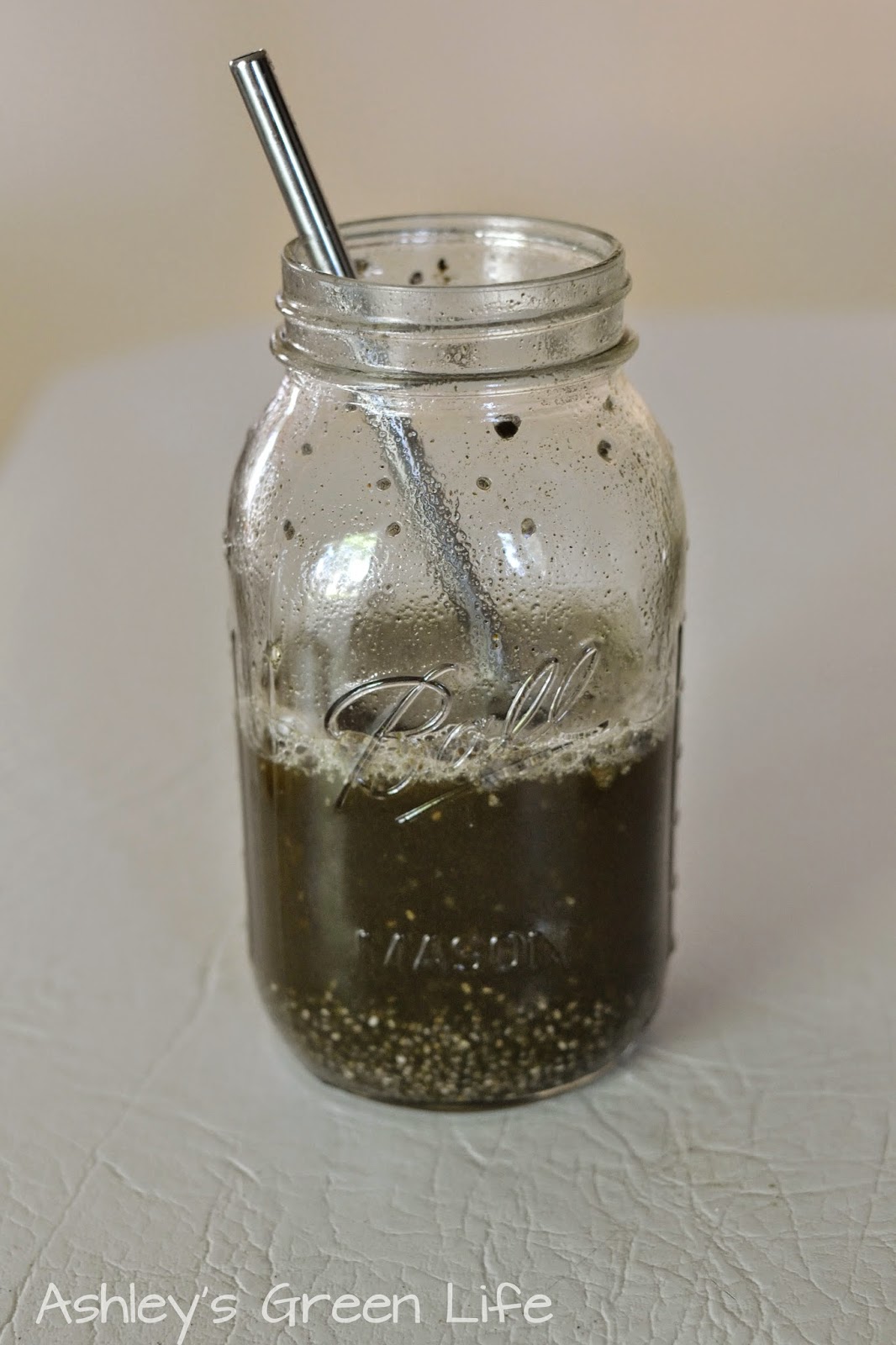 Ashley's Green Life How & Why I "Sometimes" Drink Powdered Green Juice
