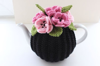 http://www.ebay.ca/itm/BN-Handmade-Pure-Wool-Floral-Tea-Cosy-fits-Medium-4-6-Cup-Teapots-/121740267056?hash=item1c58490e30