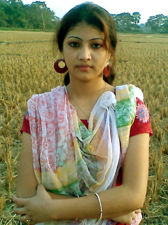 lady gaga hot picture gallery. Hot Bangladeshi beautiful