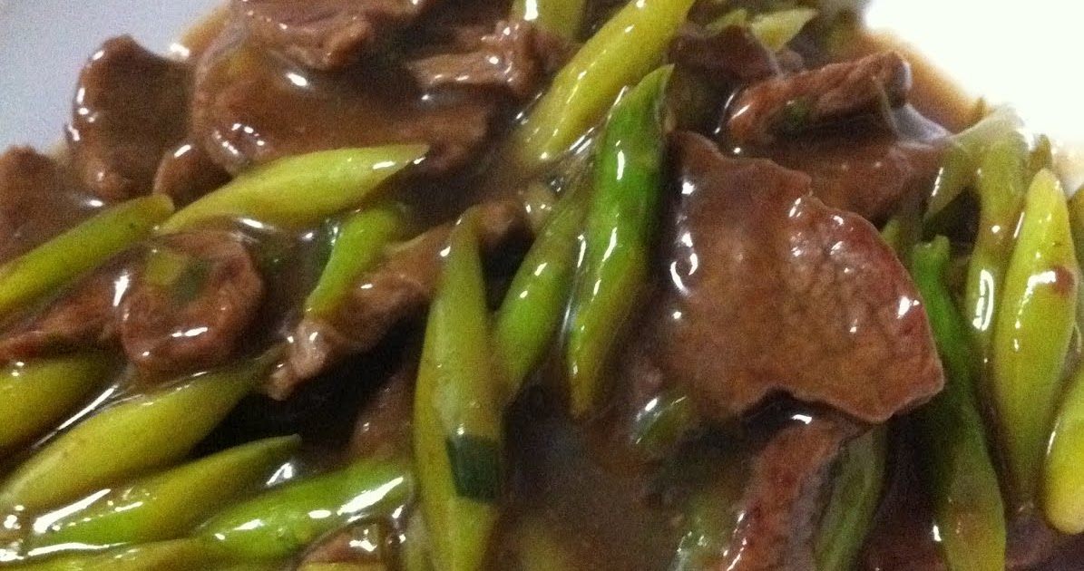 LuthAdel's Kitchen Beef with Asparagus in Oyster Sauce