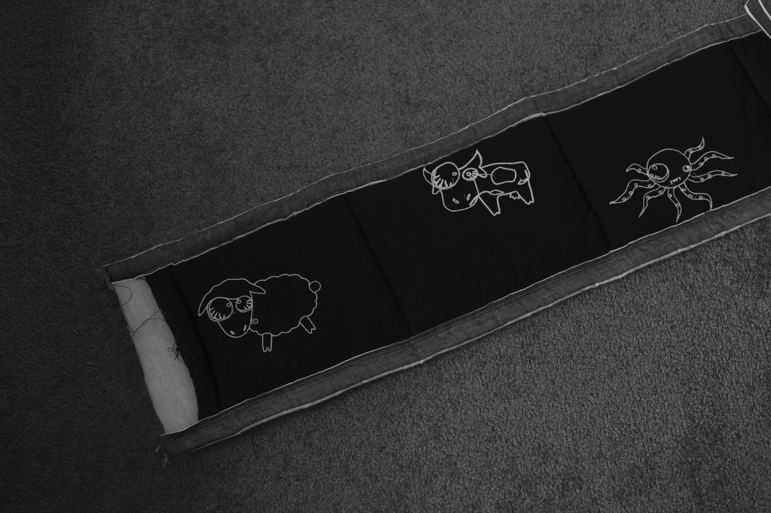 Chromatophobic Reversible Cot Bumper Tutorial