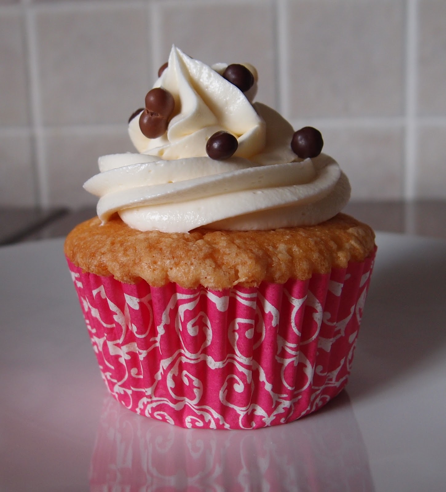 The Caked Crusader Marshmallow fluff cupcakes
