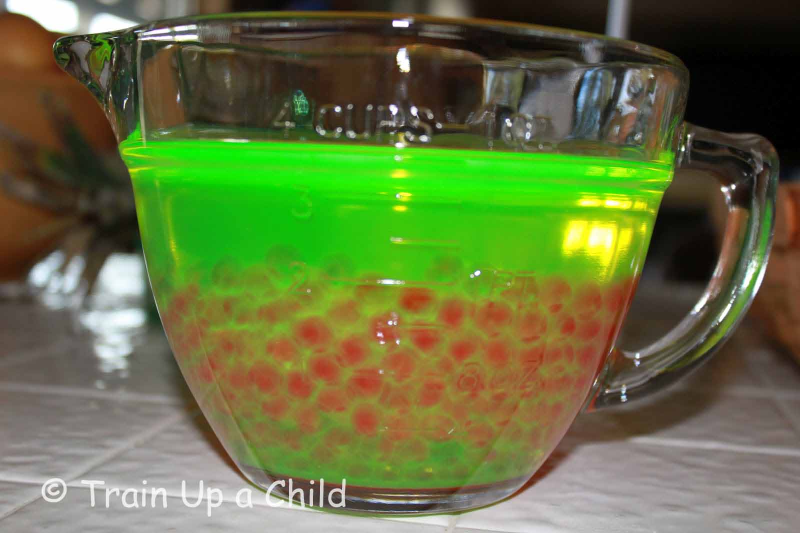 Design Context HOW TO MAKE GLOW IN THE DARK WATER BEADS UV REACTANT