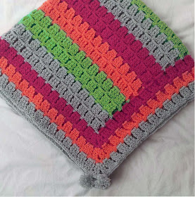 Baby blanket in bright colours, alternative colour baby blanket pattern