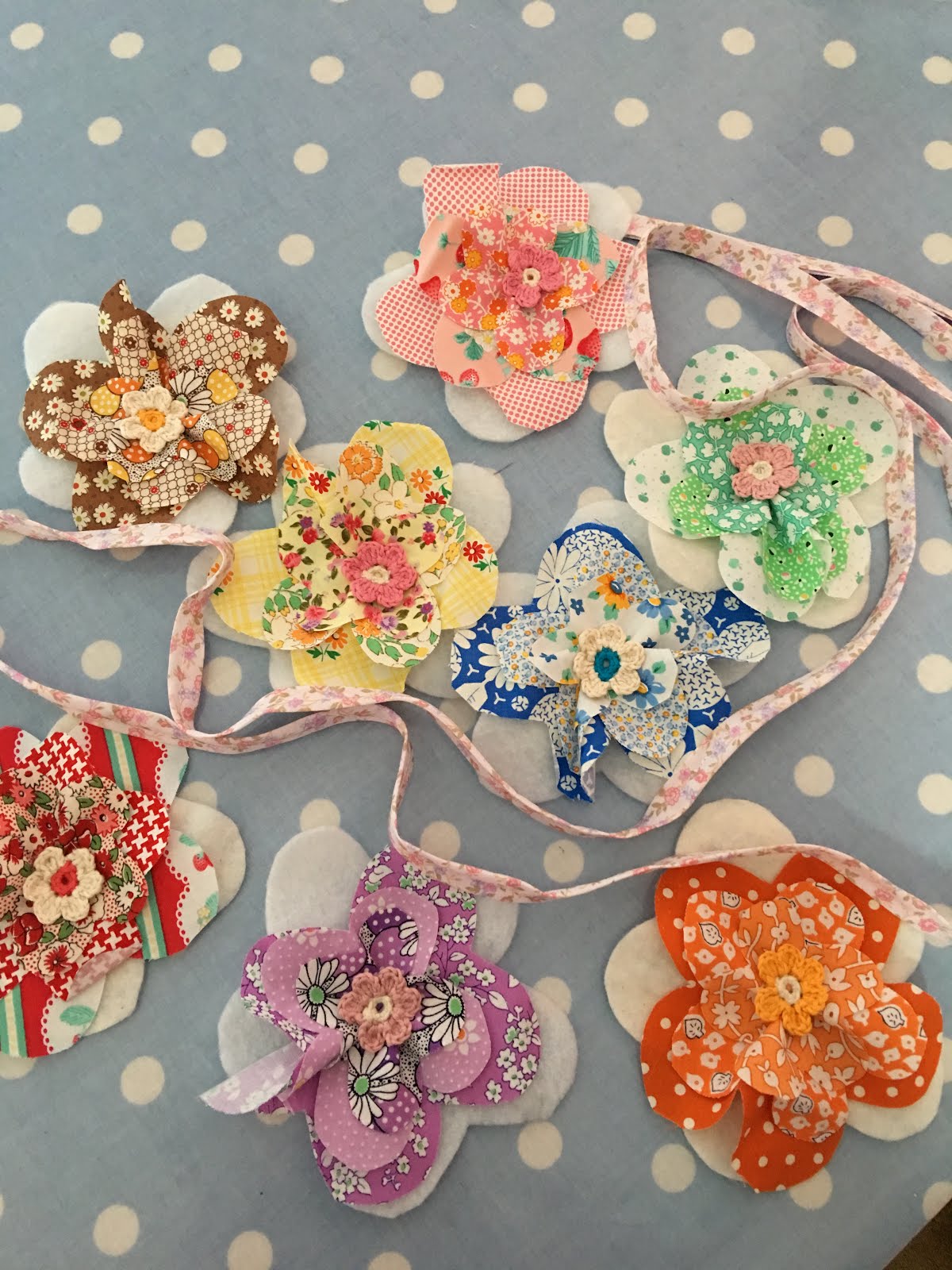 Flower bunting