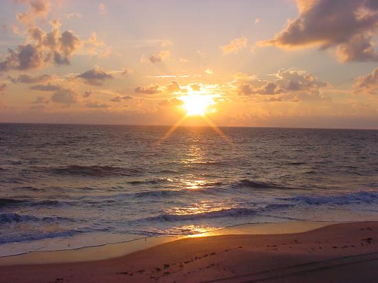 Bright Morning Sunrise Beach Wallpaper | Beach Wallpaper Backgrounds